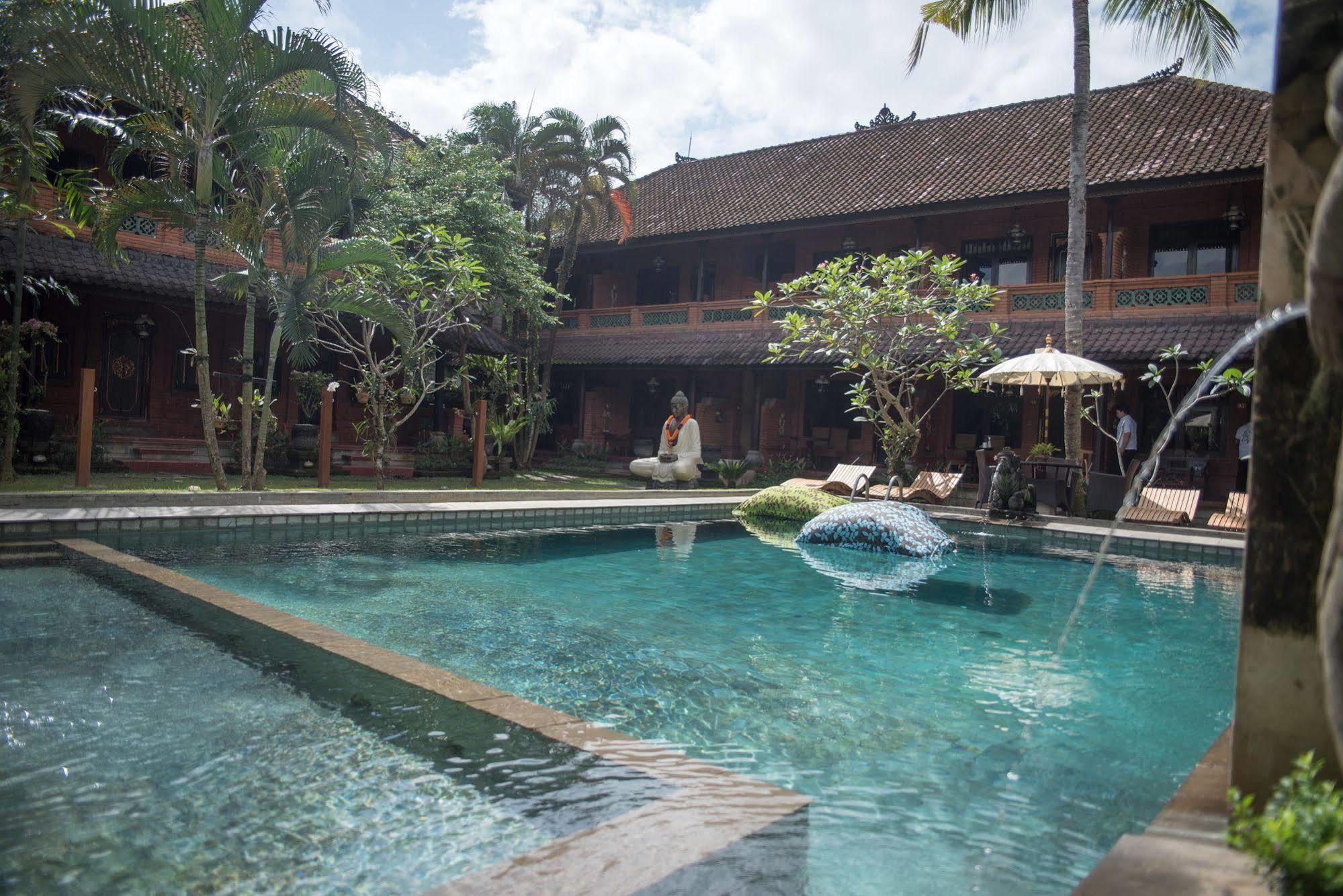 Puri Garden & Asrama